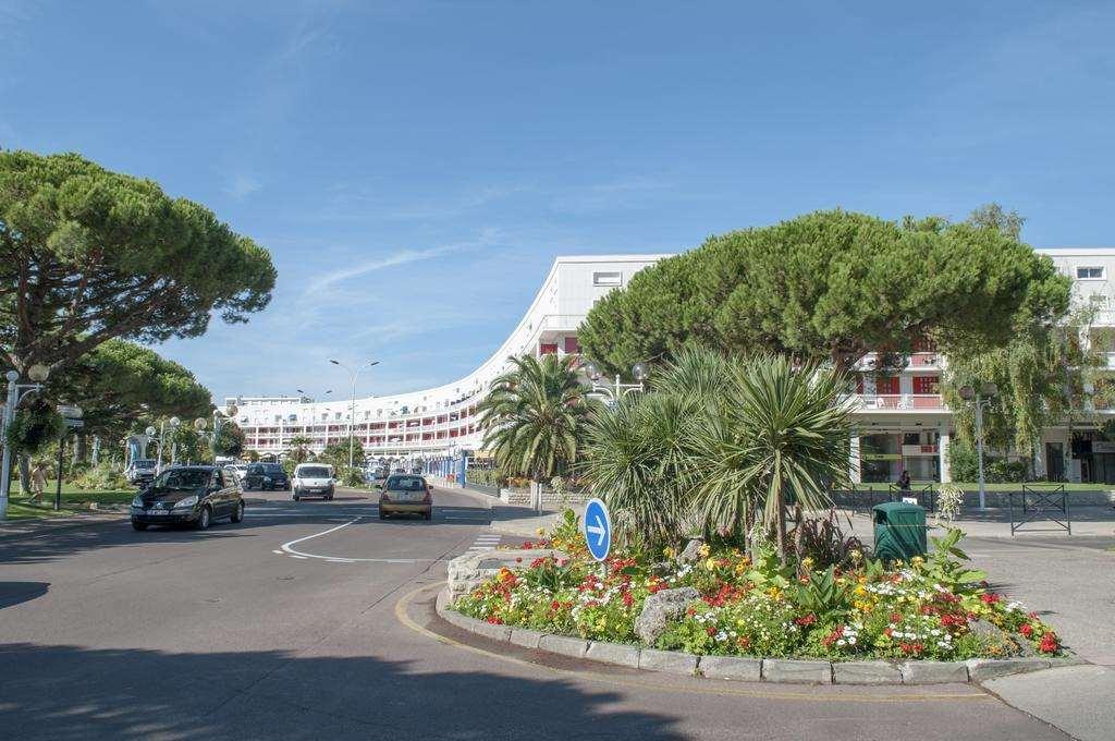 Brit Hotel Hermitage Royan Luaran gambar